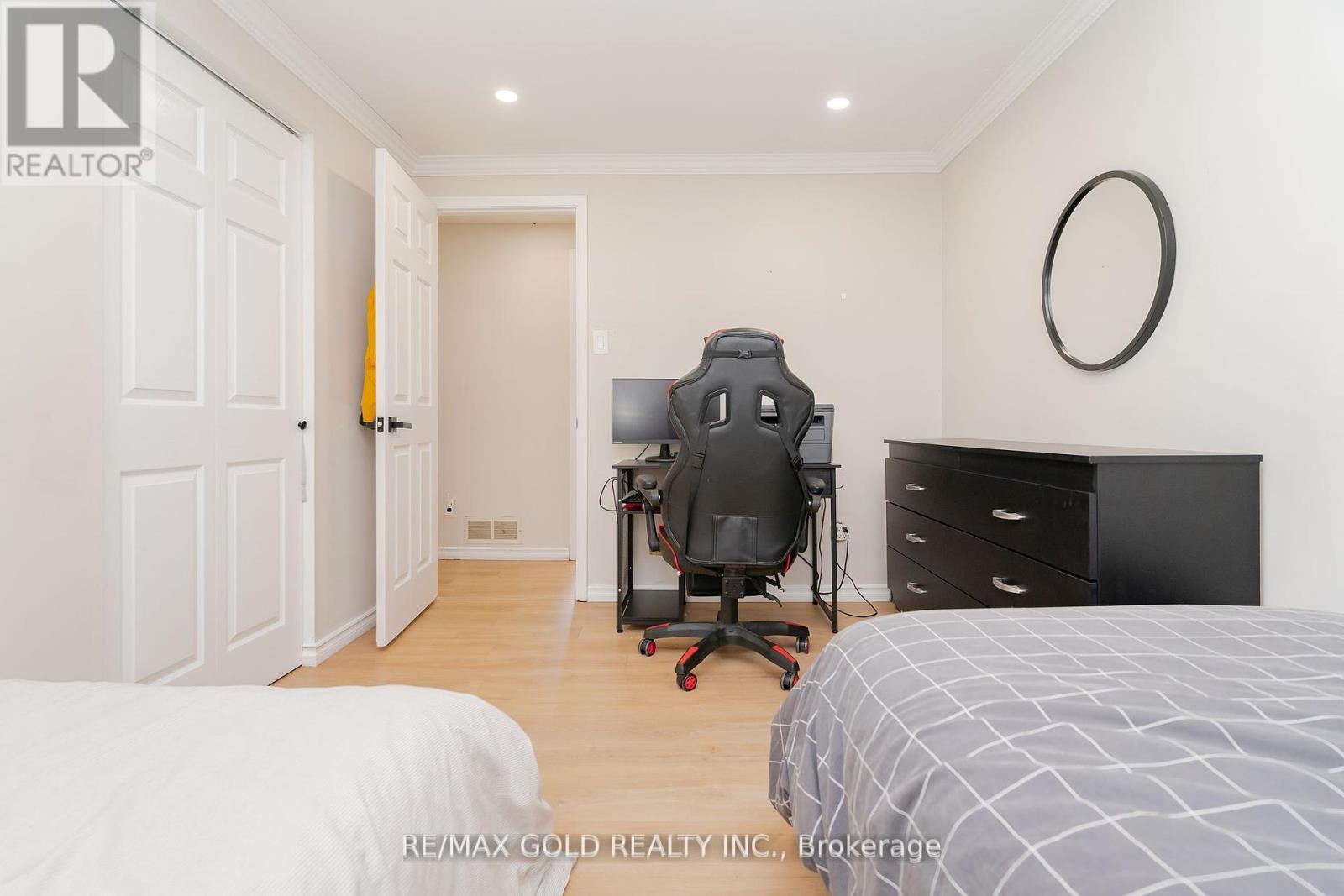 4 Elvina Gate, Brampton (Southgate), Ontario  L6T 2A9 - Photo 31 - W12380988