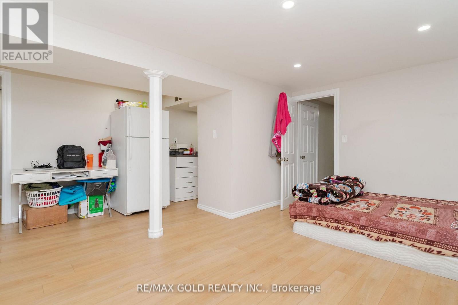 4 Elvina Gate, Brampton (Southgate), Ontario  L6T 2A9 - Photo 35 - W12380988