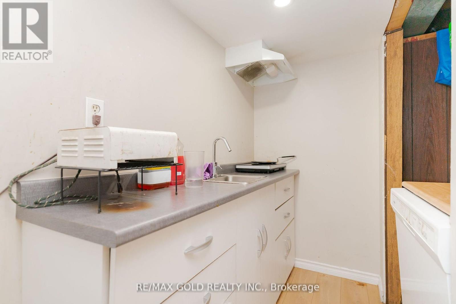 4 Elvina Gate, Brampton (Southgate), Ontario  L6T 2A9 - Photo 36 - W12380988