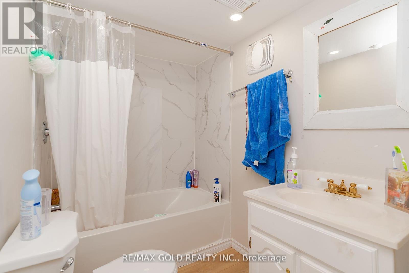 4 Elvina Gate, Brampton (Southgate), Ontario  L6T 2A9 - Photo 38 - W12380988