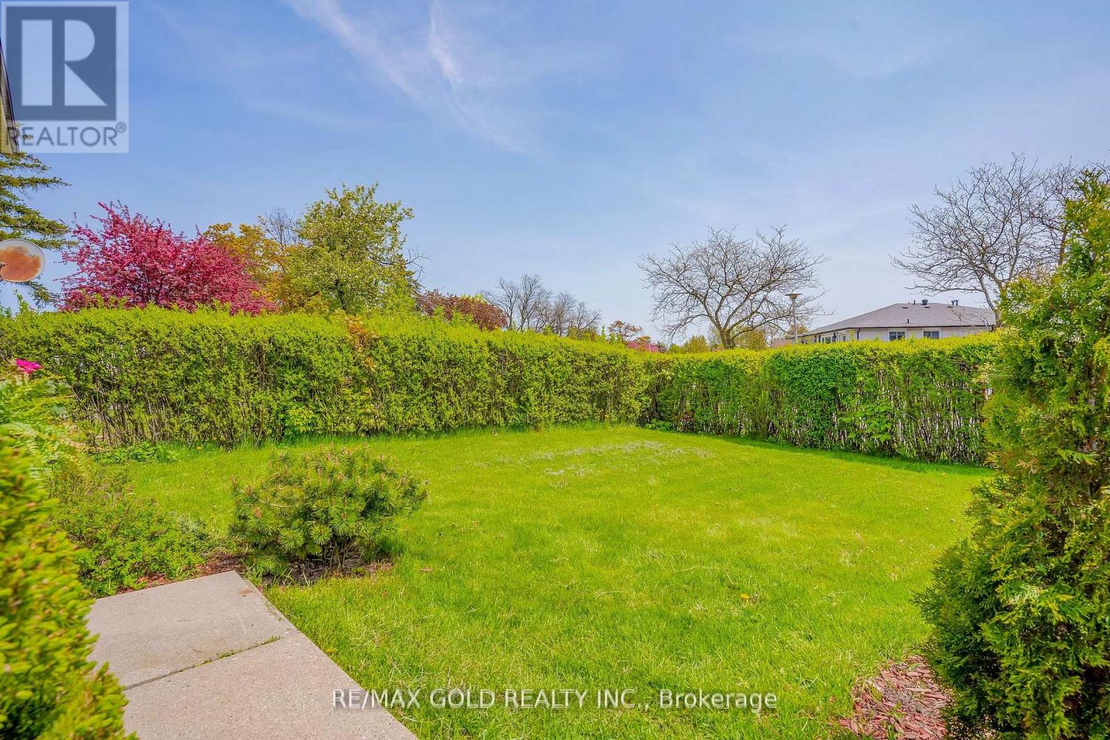 4 Elvina Gate, Brampton (Southgate), Ontario  L6T 2A9 - Photo 40 - W12380988