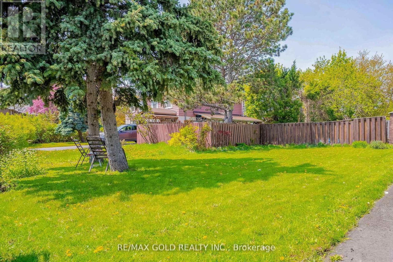 4 Elvina Gate, Brampton (Southgate), Ontario  L6T 2A9 - Photo 41 - W12380988