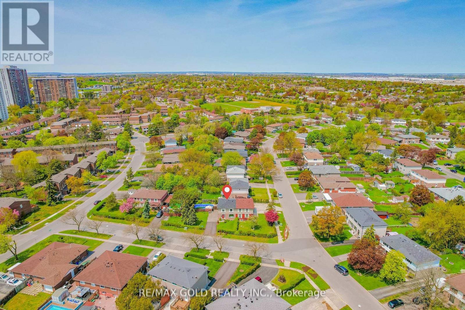 4 Elvina Gate, Brampton (Southgate), Ontario  L6T 2A9 - Photo 48 - W12380988