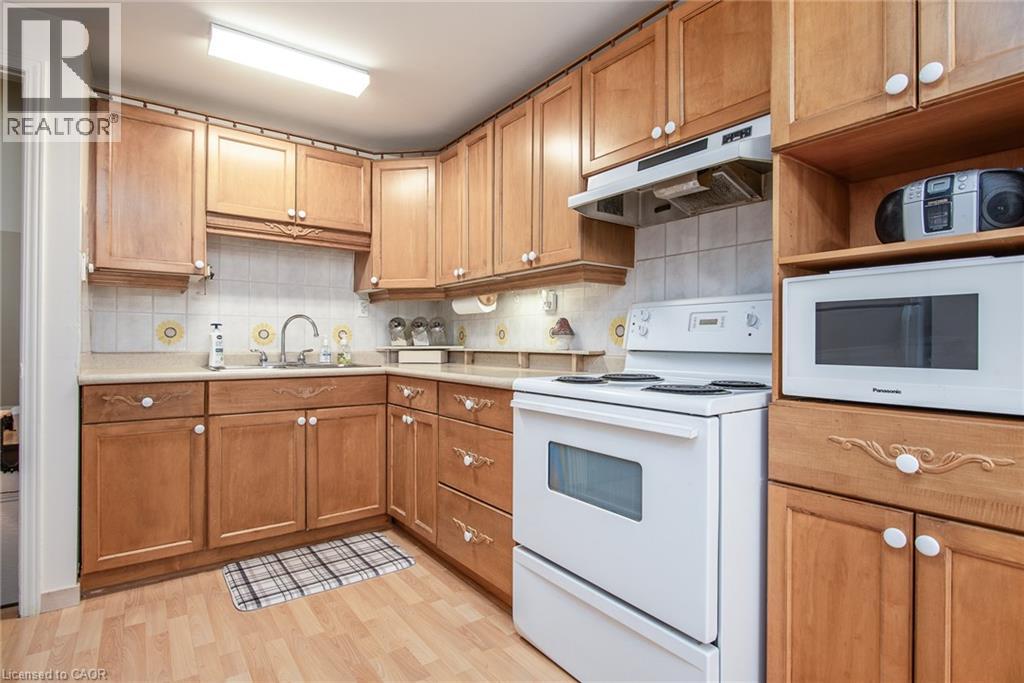 153 Pinedale Drive, Kitchener, Ontario  N2E 1K2 - Photo 24 - 40764364