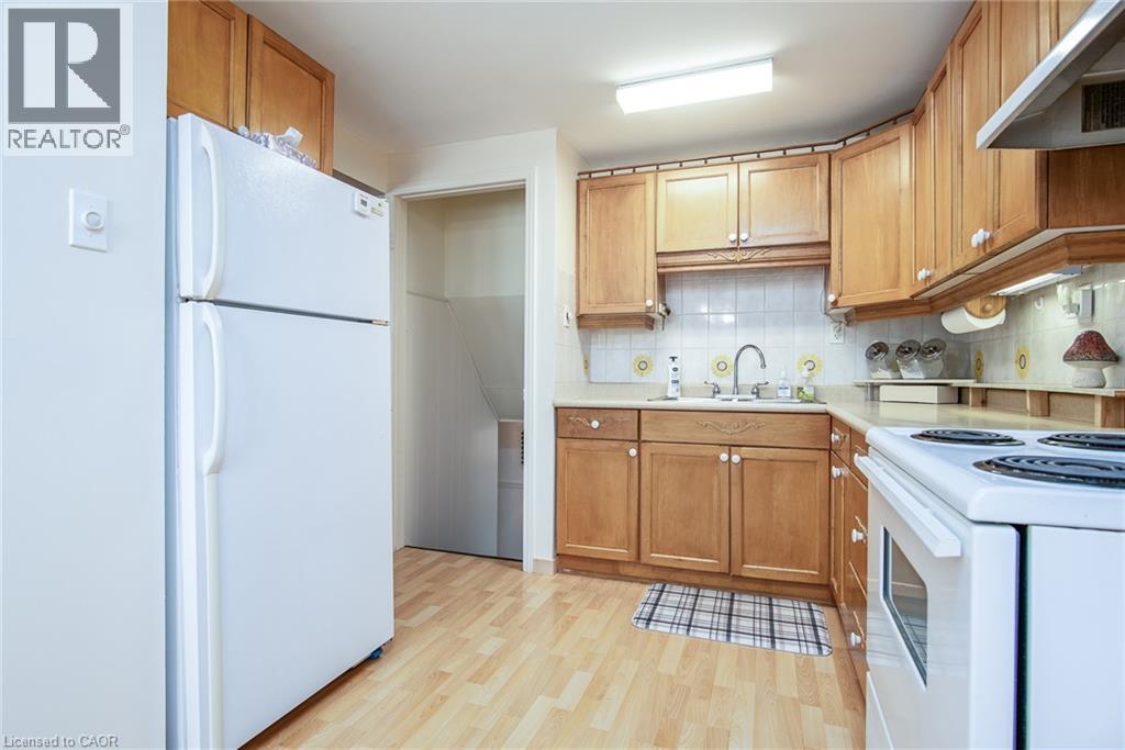 153 Pinedale Drive, Kitchener, Ontario  N2E 1K2 - Photo 25 - 40764364