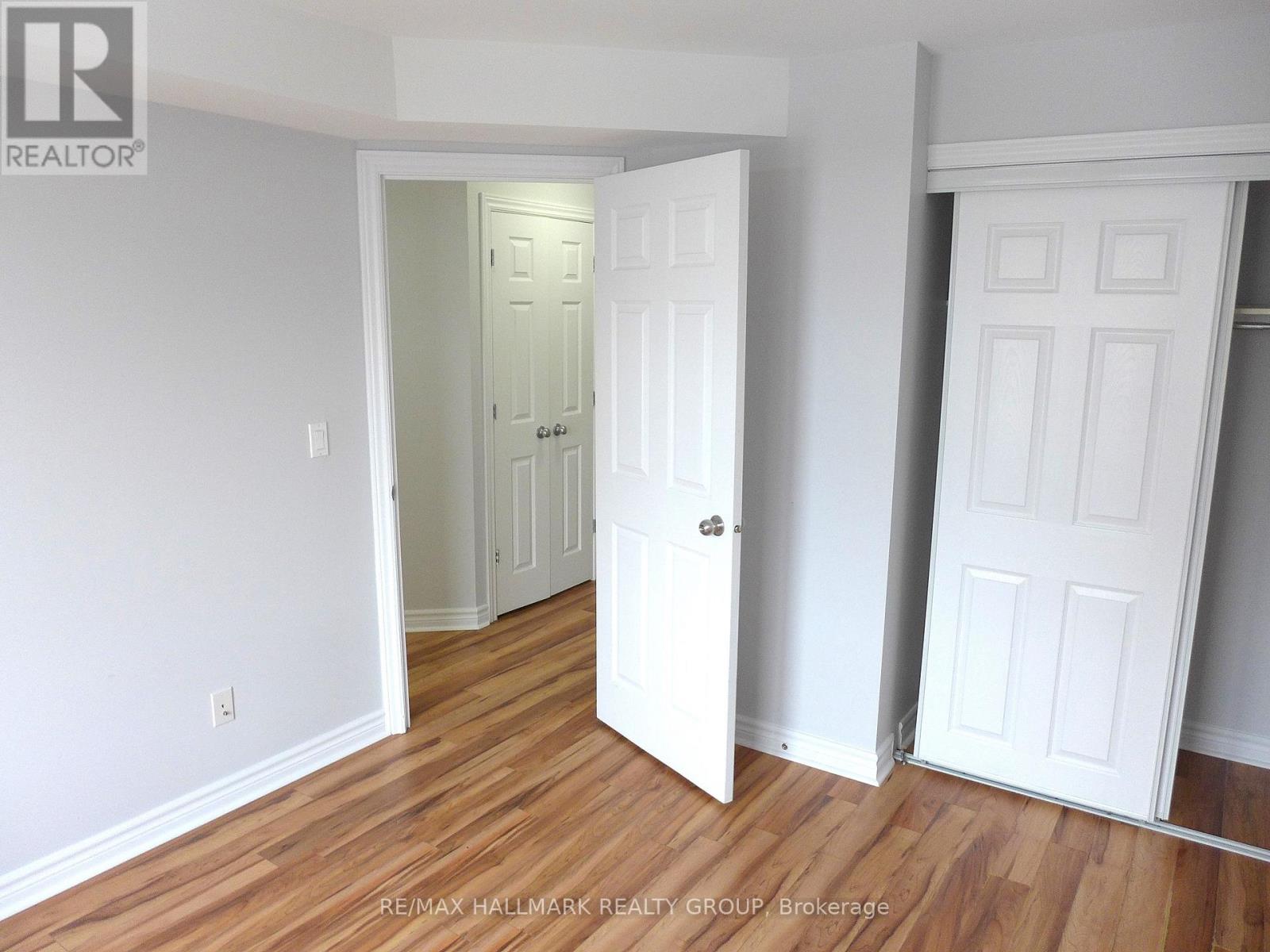 2 - 216 Carillon Street, Ottawa, Ontario  K1L 5X8 - Photo 12 - X12381180