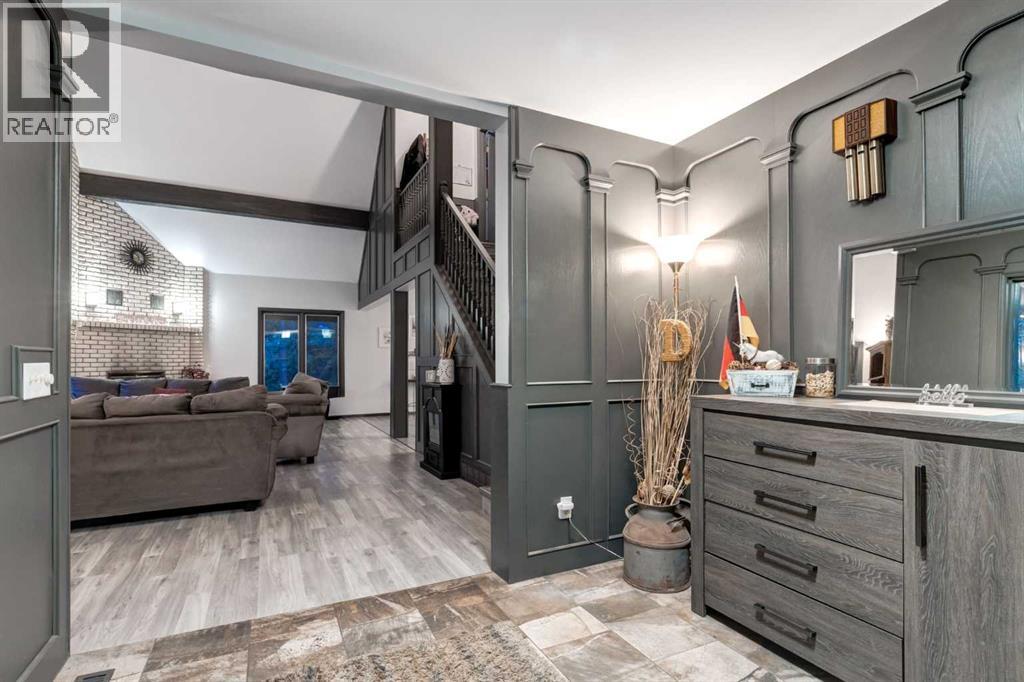 Property at 111 LANSDOWN Estate image 3