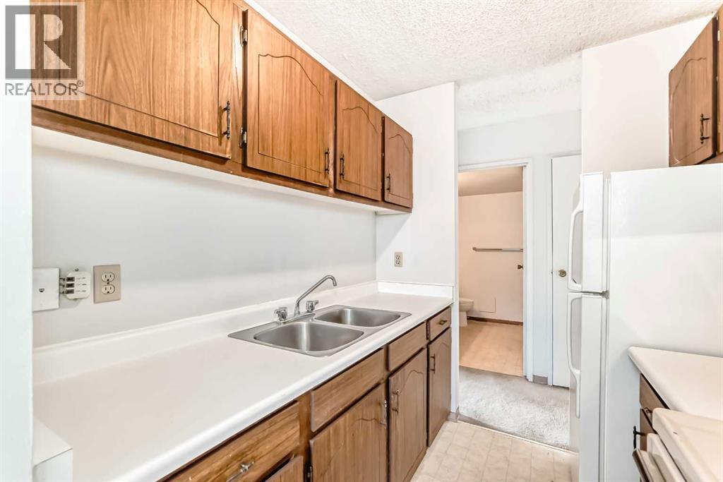 401, 340 14 Avenue Sw, Calgary, Alberta  T2R 1H4 - Photo 3 - A2251729