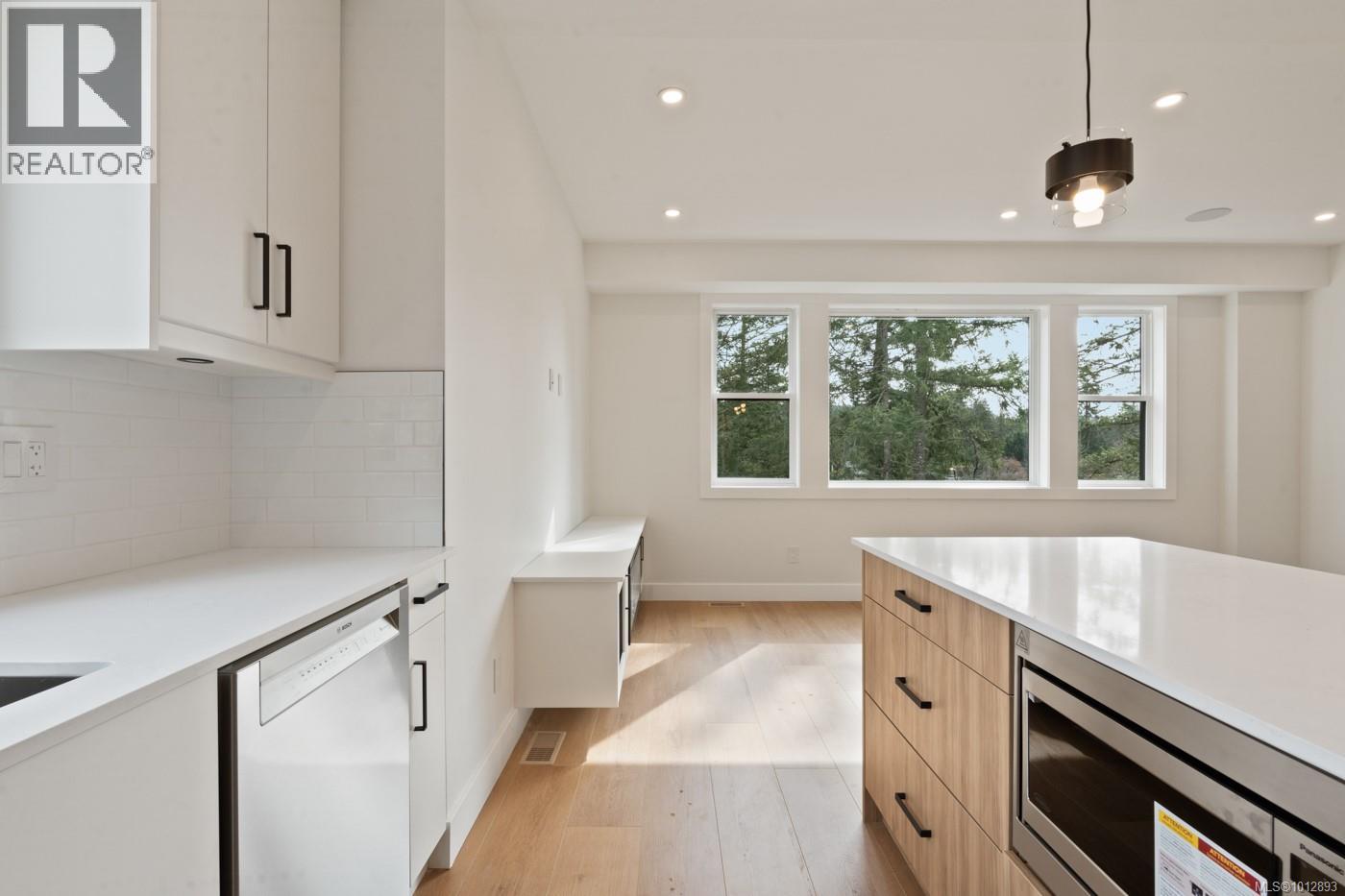 556 Belford Pl, Langford, British Columbia  V9B 6C1 - Photo 6 - 1012893