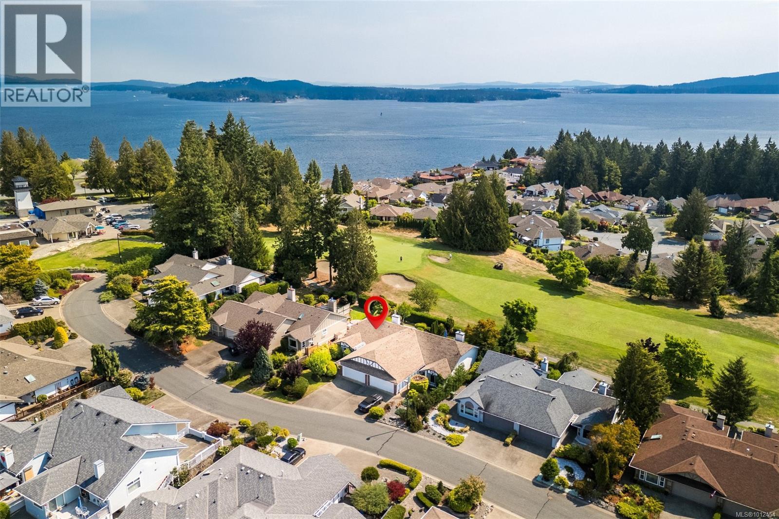 Property at 546 Fairways Pl image 2