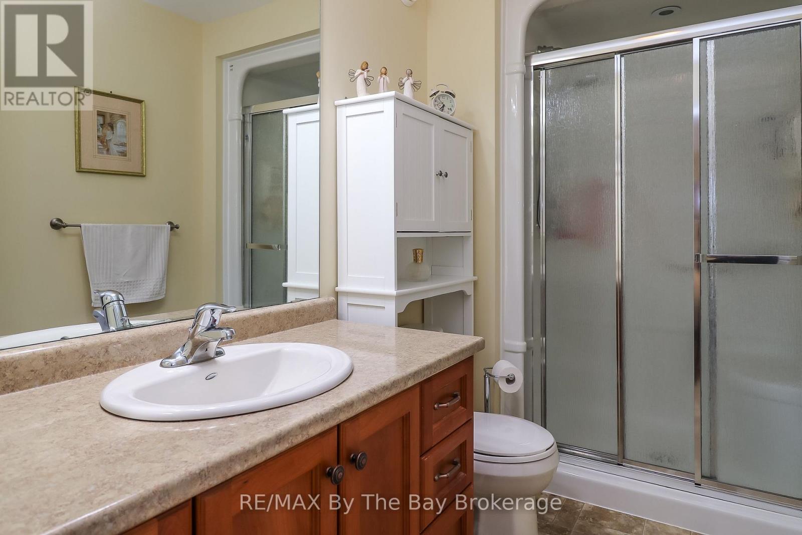 31 New York Avenue, Wasaga Beach, Ontario  L9Z 3A8 - Photo 20 - S12381351