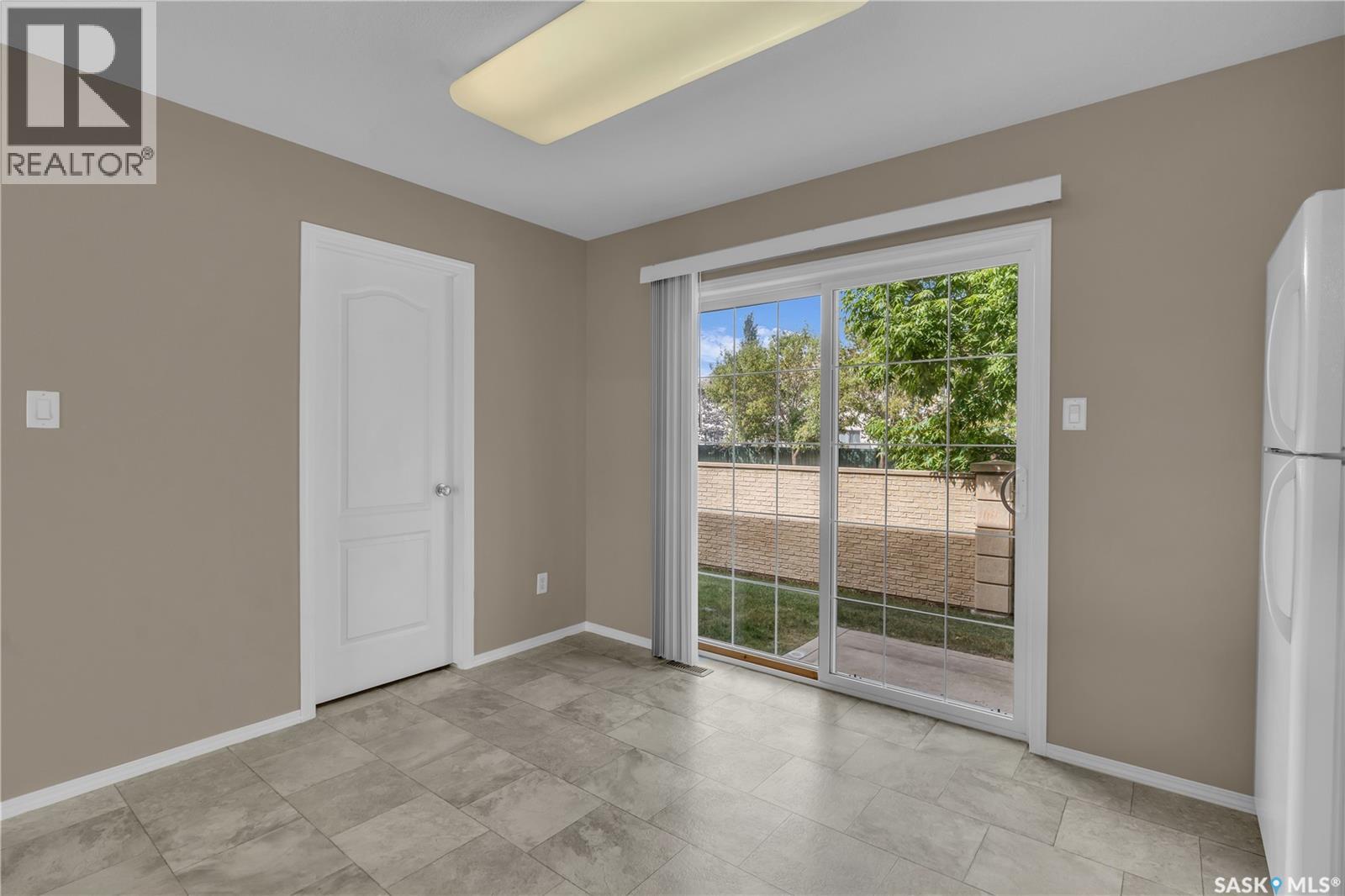 2750 Cranbourn Crescent, Regina, Saskatchewan  S4V 3C1 - Photo 13 - SK005452