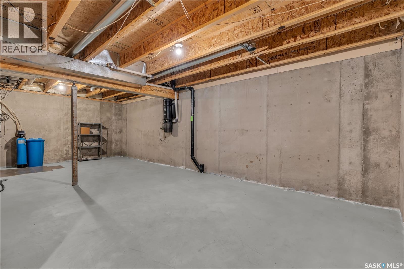 2750 Cranbourn Crescent, Regina, Saskatchewan  S4V 3C1 - Photo 22 - SK005452