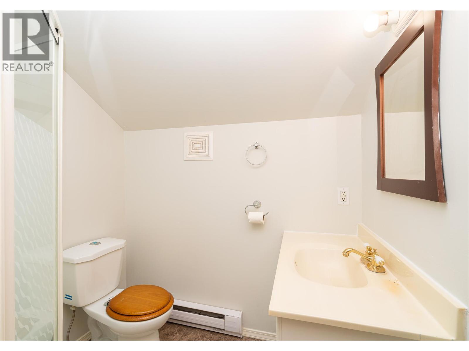 5875 Okanagan Street, Oliver, British Columbia  V0H 1T0 - Photo 20 - 10361716