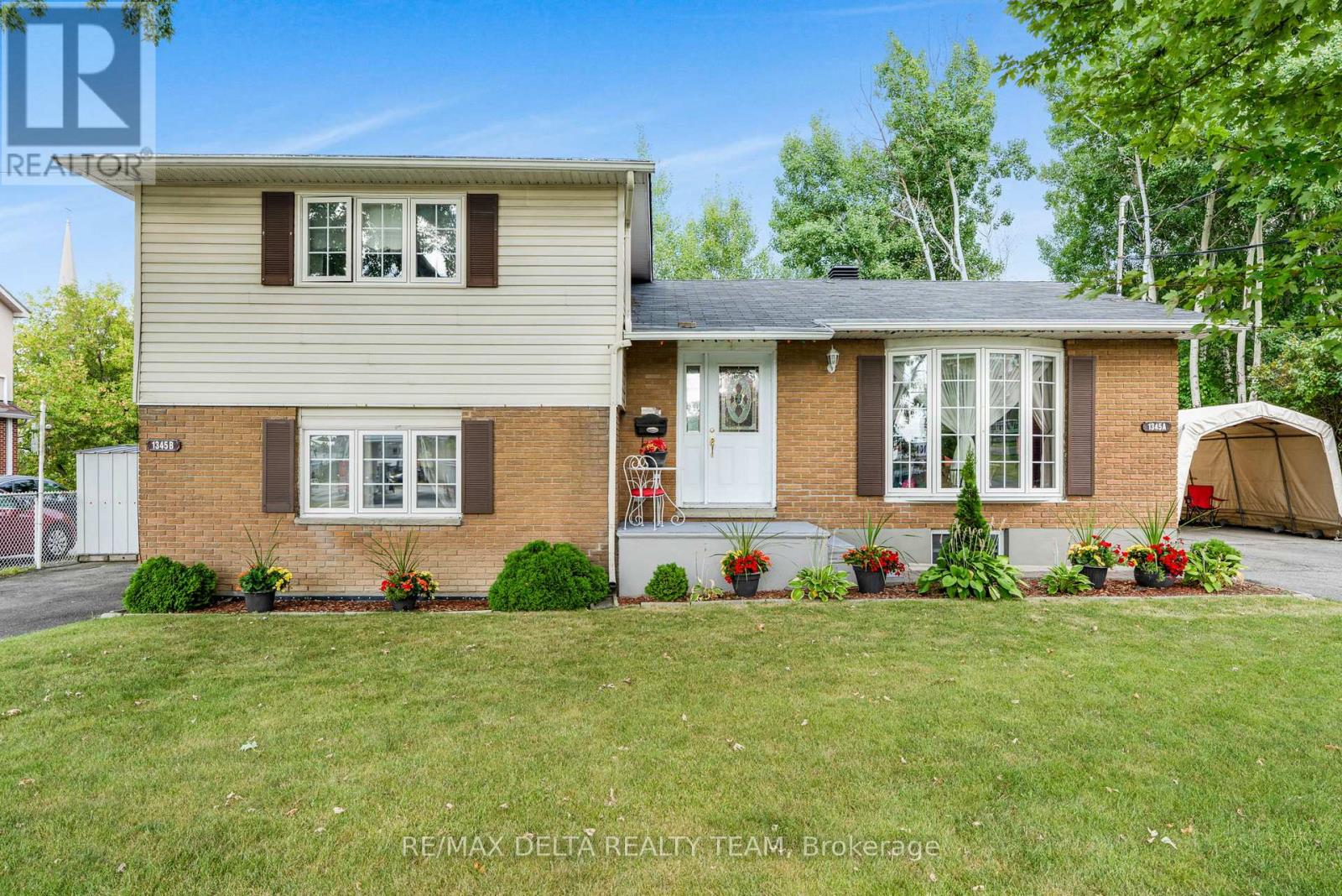 1345 BELCOURT BOULEVARD, Ottawa, Ontario