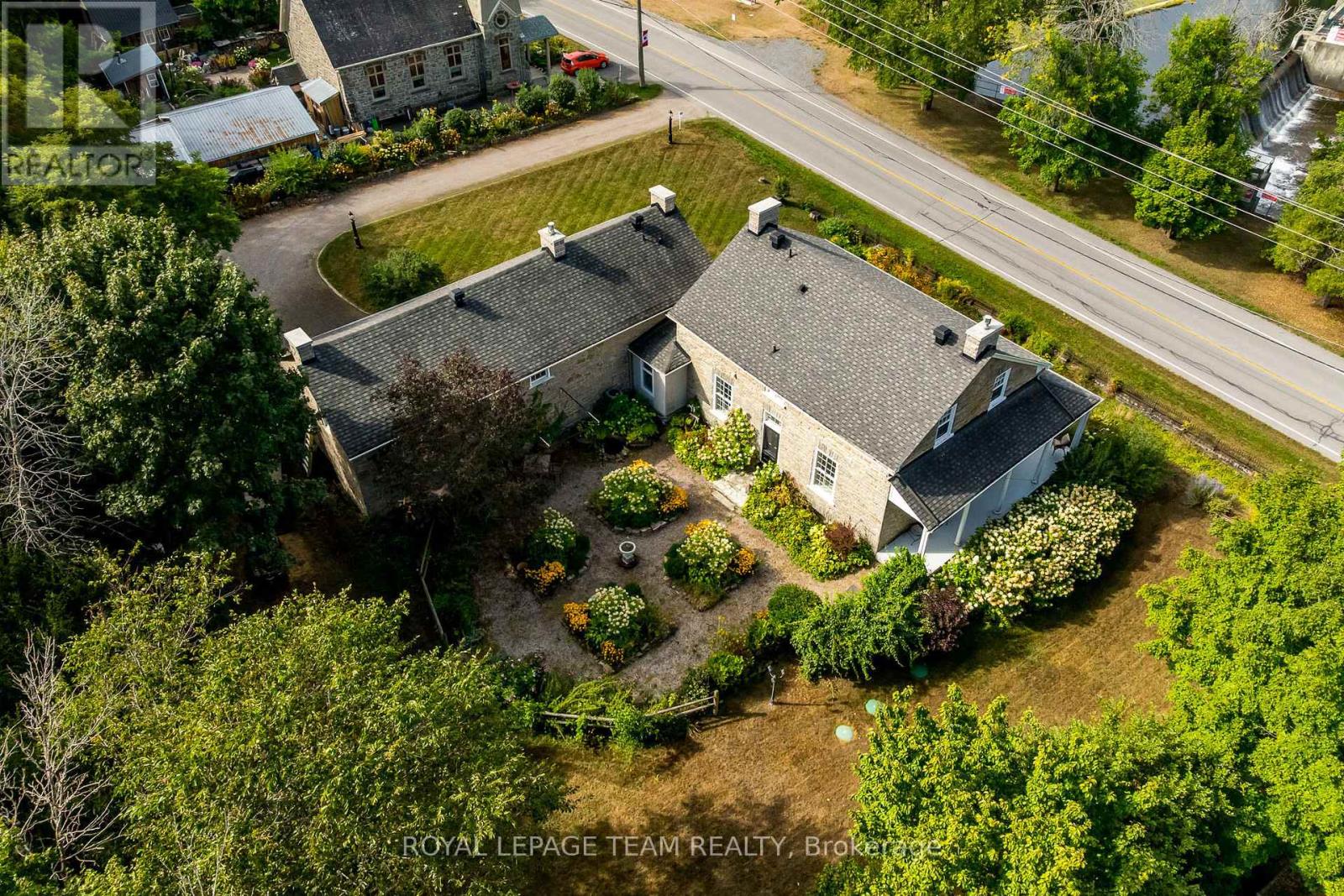 492 River Road, Mississippi Mills, Ontario  K0A 1A0 - Photo 45 - X12381345