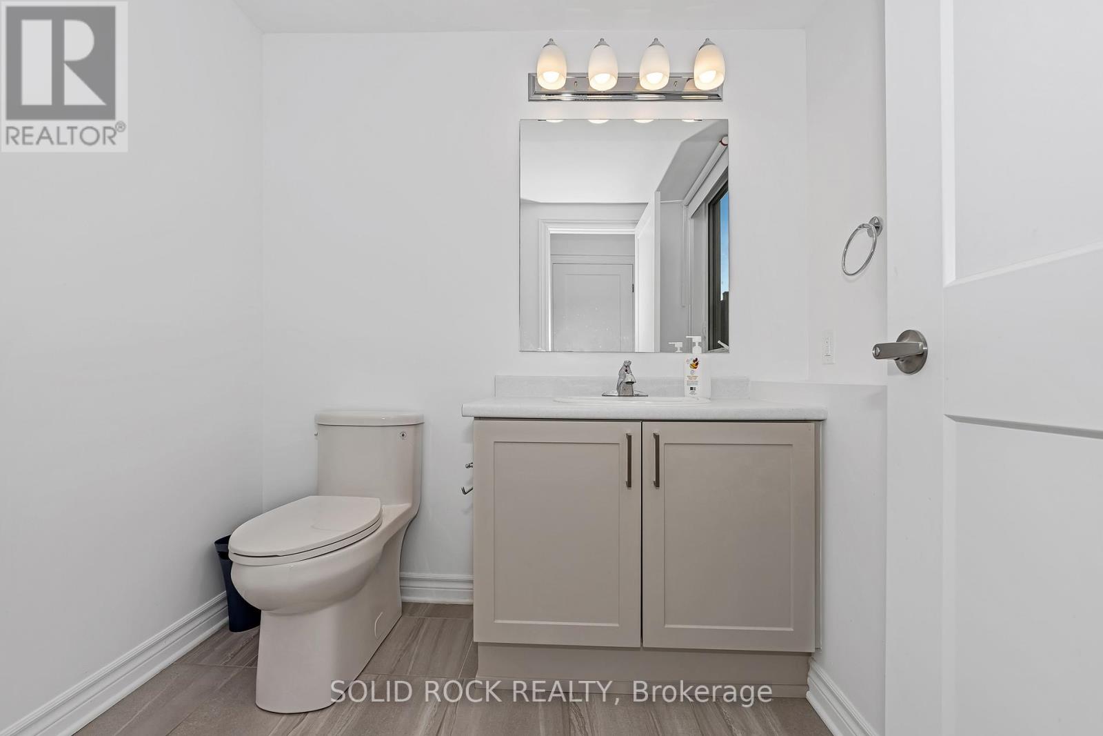 149 Minikan Street, Ottawa, Ontario  K1X 0E5 - Photo 17 - X12381381