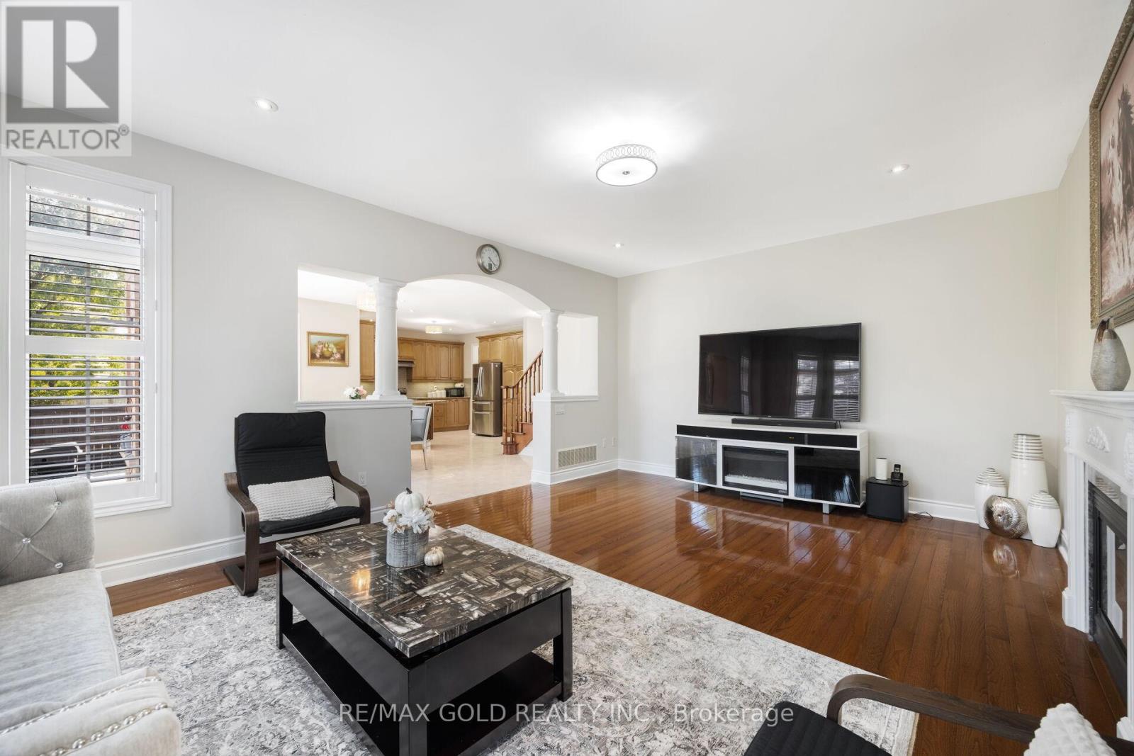 19 Eiffel Boulevard, Brampton (Vales Of Castlemore North), Ontario  L6P 1V9 - Photo 15 - W12378640