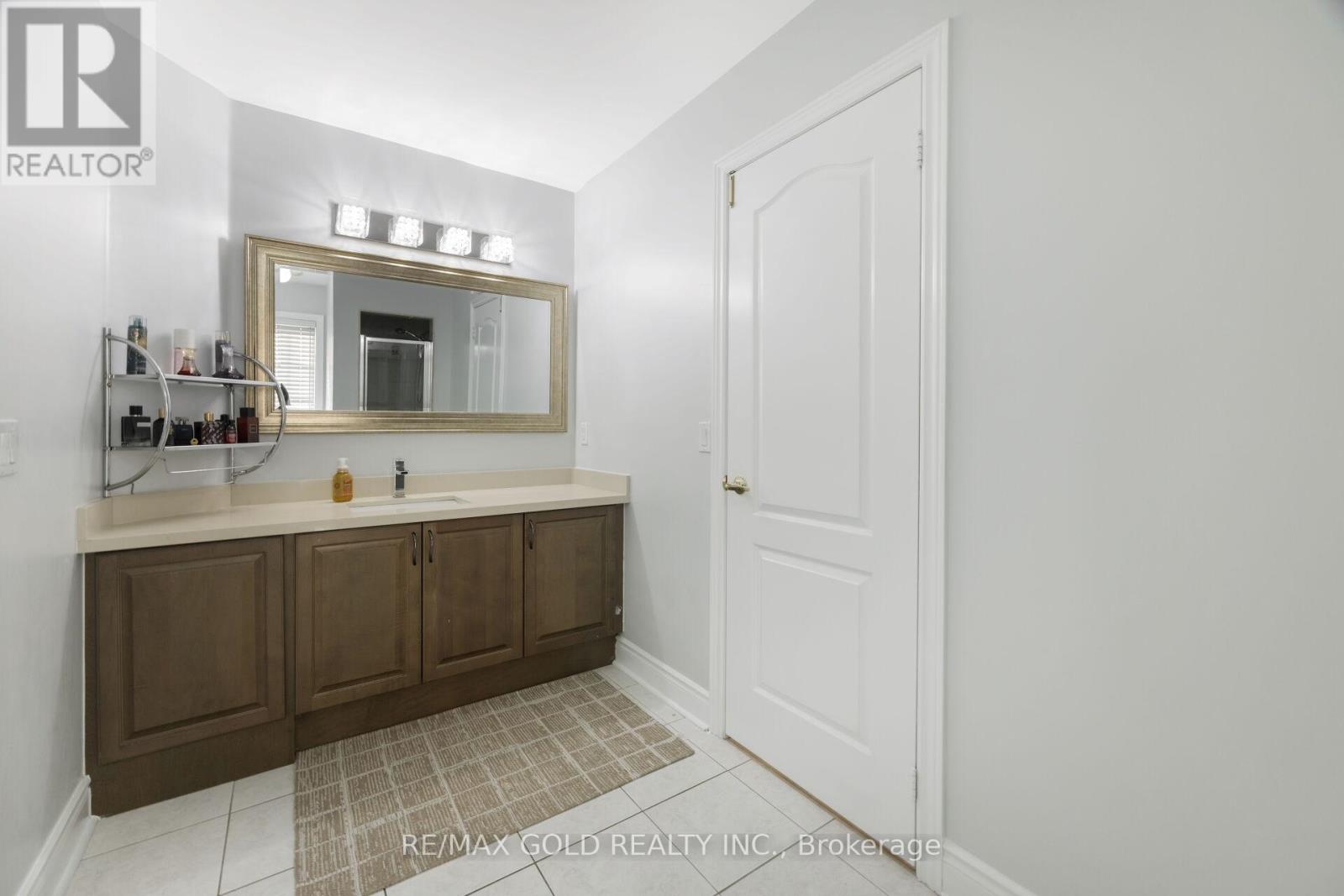 19 Eiffel Boulevard, Brampton (Vales Of Castlemore North), Ontario  L6P 1V9 - Photo 32 - W12378640