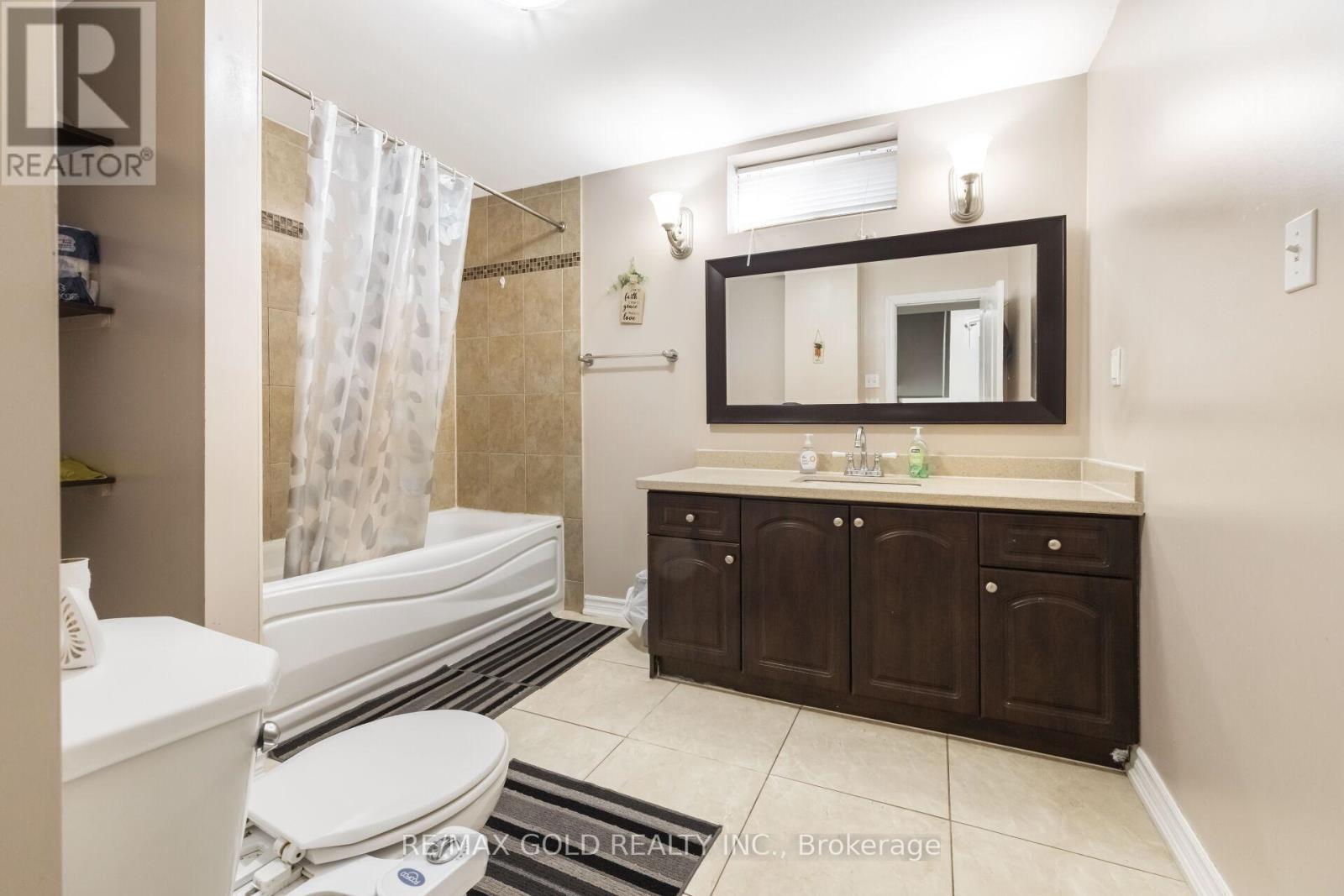 19 Eiffel Boulevard, Brampton (Vales Of Castlemore North), Ontario  L6P 1V9 - Photo 42 - W12378640