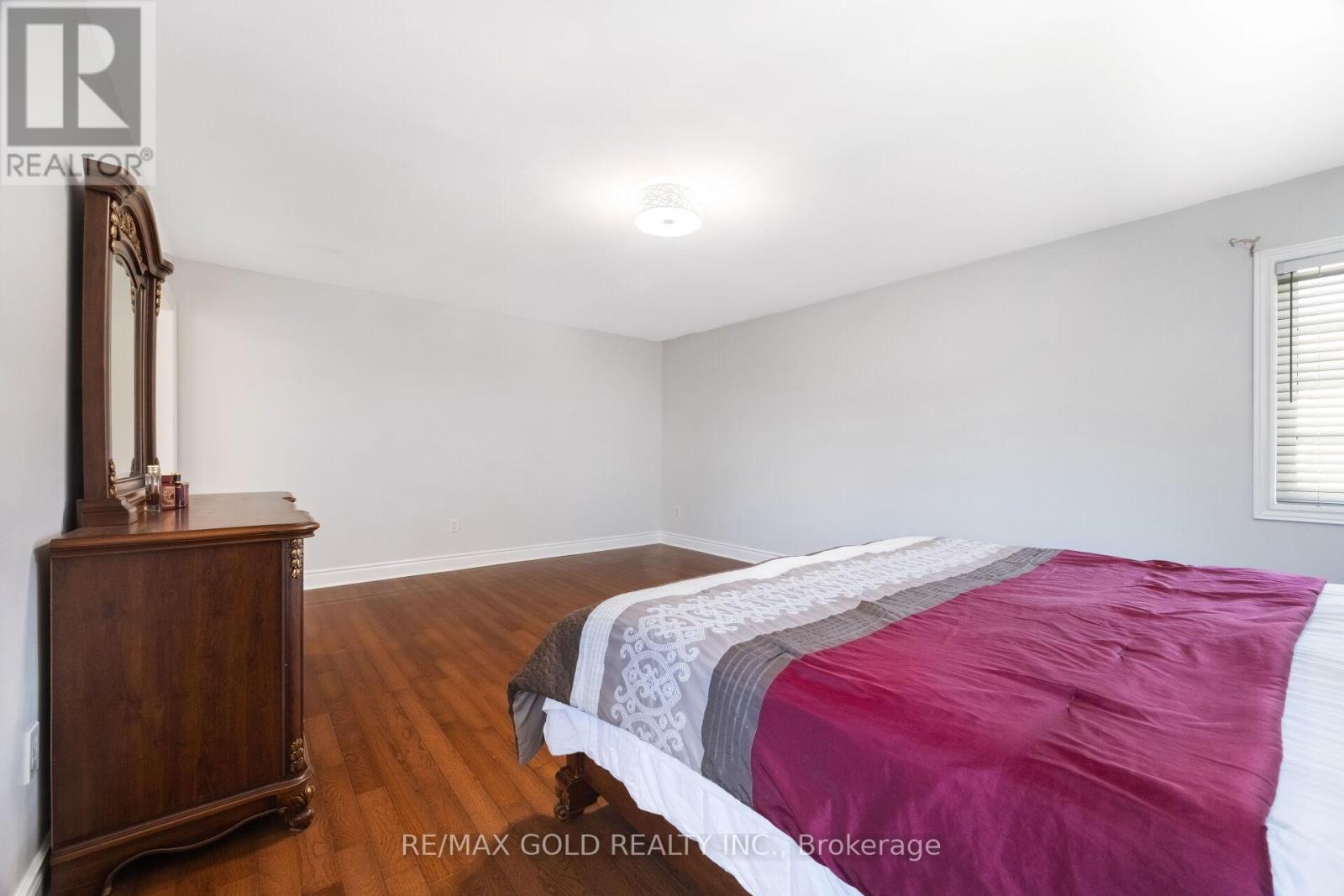 19 Eiffel Boulevard, Brampton (Vales Of Castlemore North), Ontario  L6P 1V9 - Photo 25 - W12378640