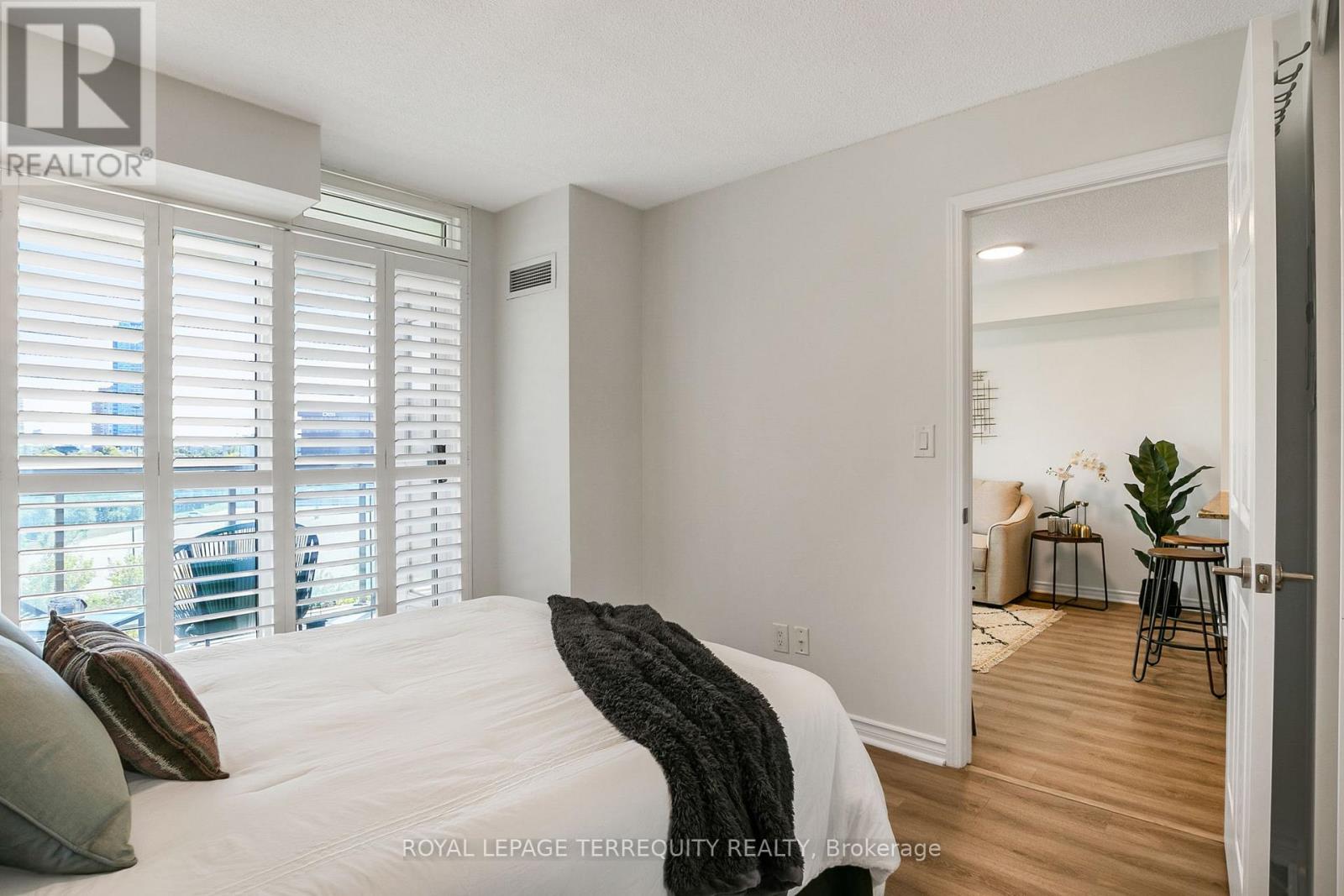 515 - 120 Dallimore Circle, Toronto (Banbury-Don Mills), Ontario  M3C 4J1 - Photo 22 - C12381176