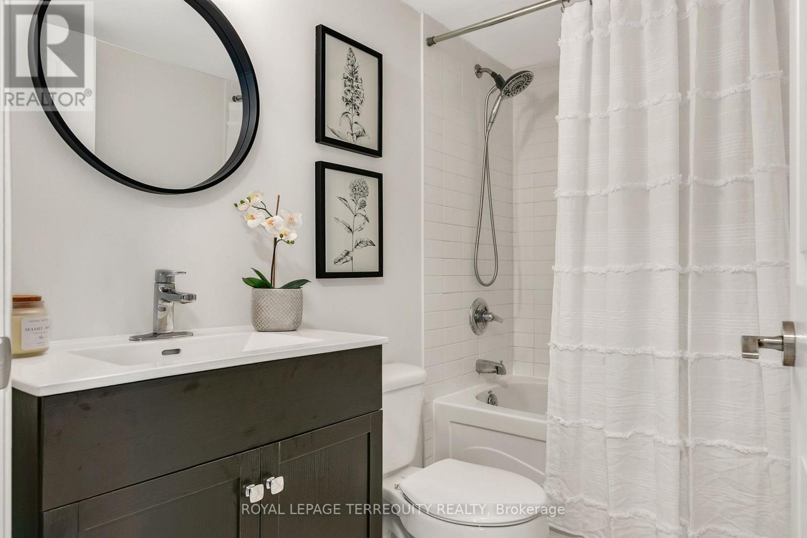 515 - 120 Dallimore Circle, Toronto (Banbury-Don Mills), Ontario  M3C 4J1 - Photo 24 - C12381176