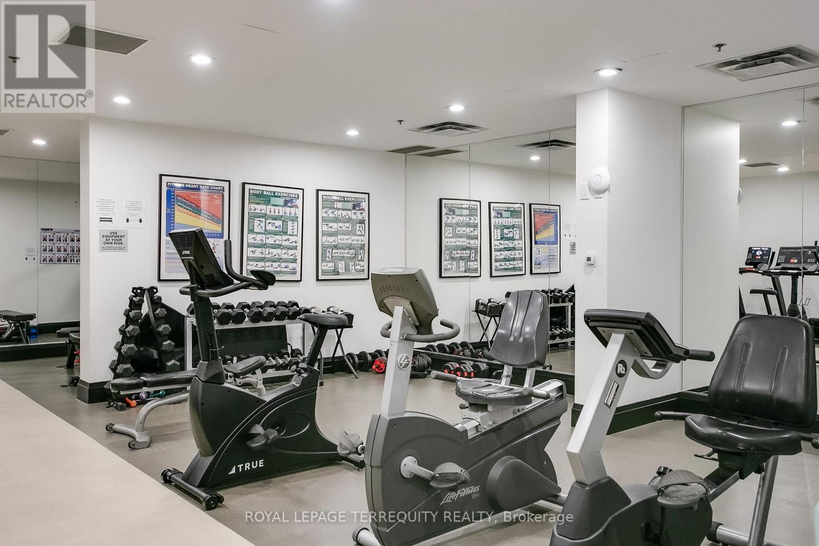 515 - 120 Dallimore Circle, Toronto (Banbury-Don Mills), Ontario  M3C 4J1 - Photo 32 - C12381176