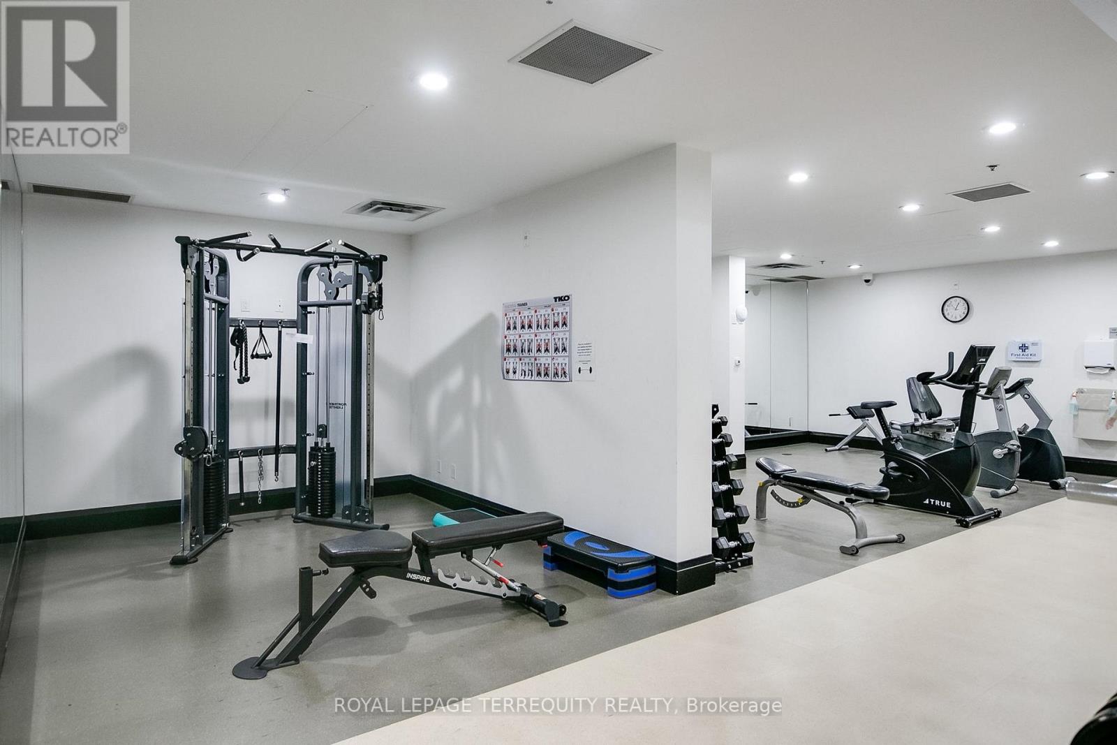 515 - 120 Dallimore Circle, Toronto (Banbury-Don Mills), Ontario  M3C 4J1 - Photo 37 - C12381176