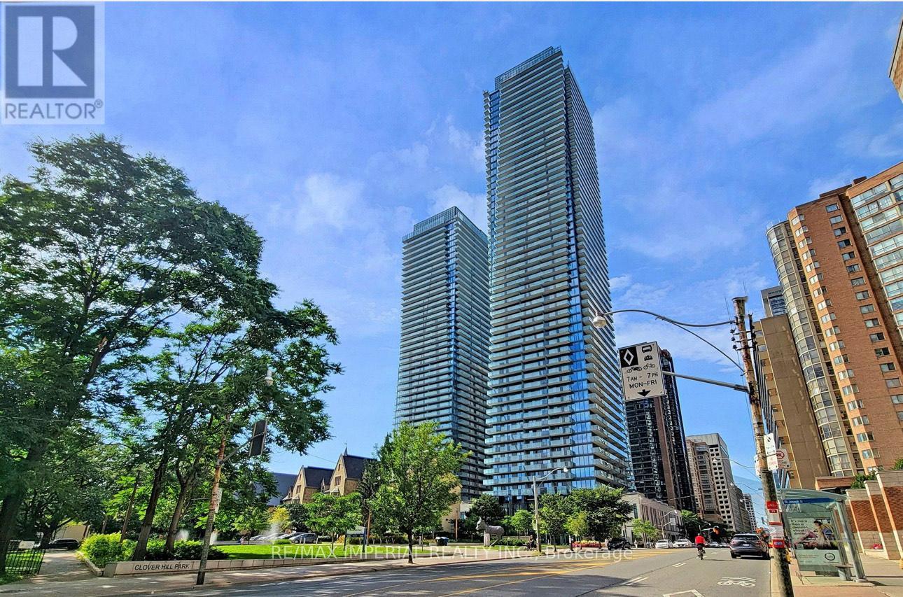 1910 - 1080 BAY STREET, Toronto, Ontario