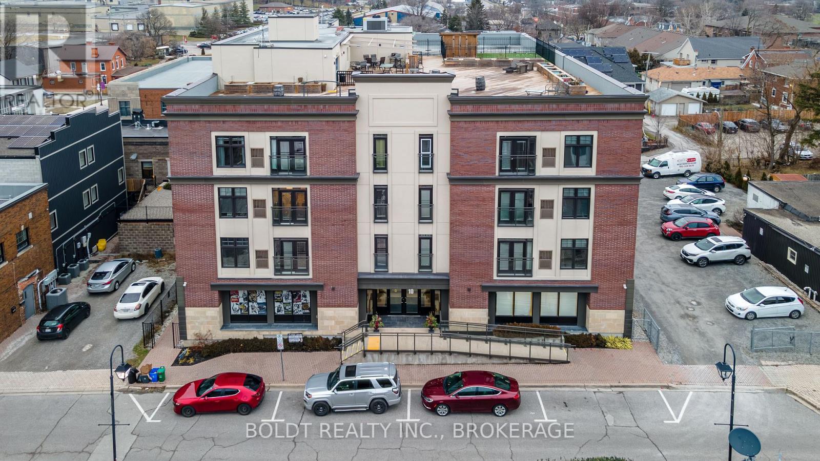 10 Albert Street E, Thorold (Thorold Downtown), Ontario  L2V 1P1 - Photo 2 - X12381282