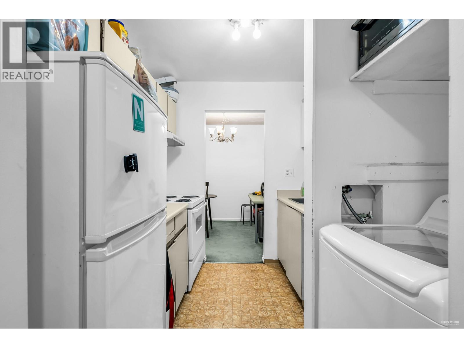 303 9880 Manchester Drive, Burnaby, British Columbia  V3N 4R3 - Photo 13 - R3043617
