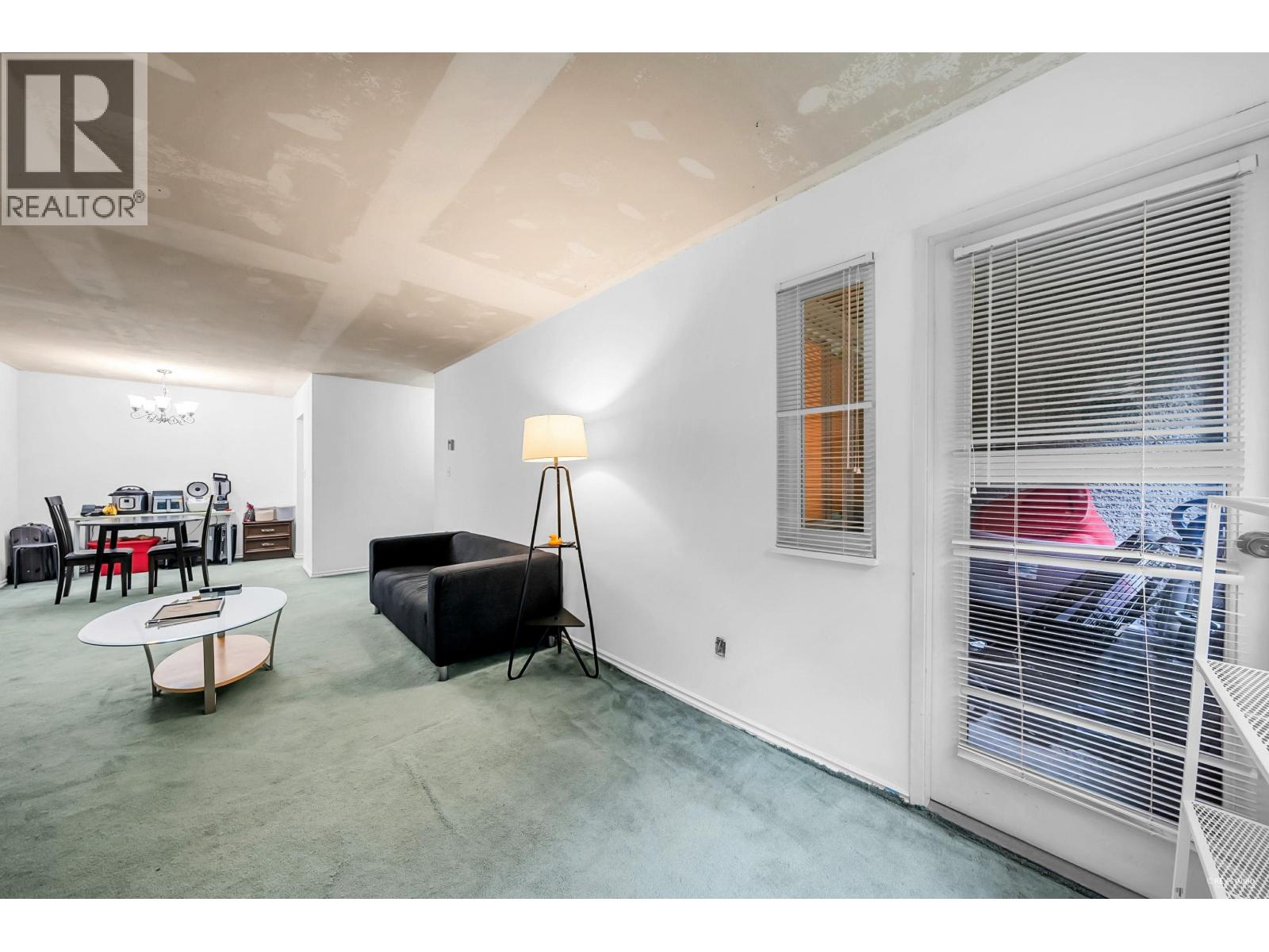 303 9880 Manchester Drive, Burnaby, British Columbia  V3N 4R3 - Photo 19 - R3043617