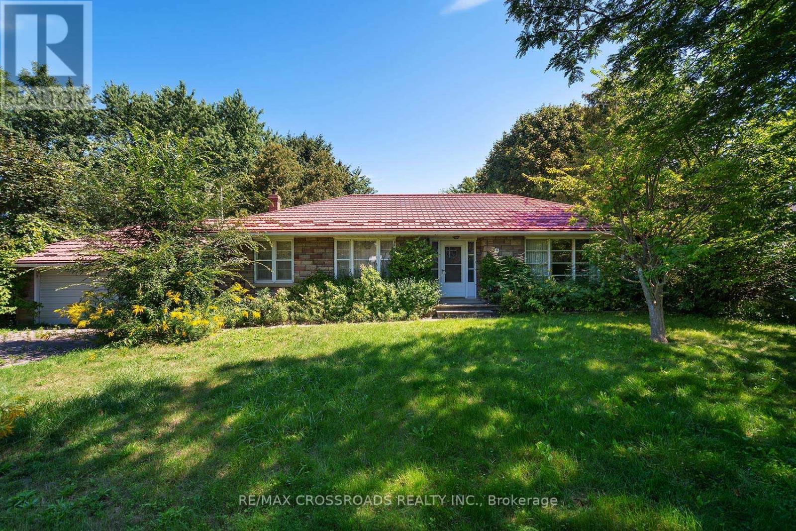 Property at 11 FAIRCROFT BOULEVARD image 3