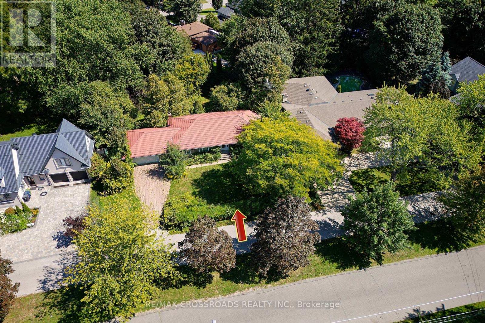 Property at 11 FAIRCROFT BOULEVARD image 4