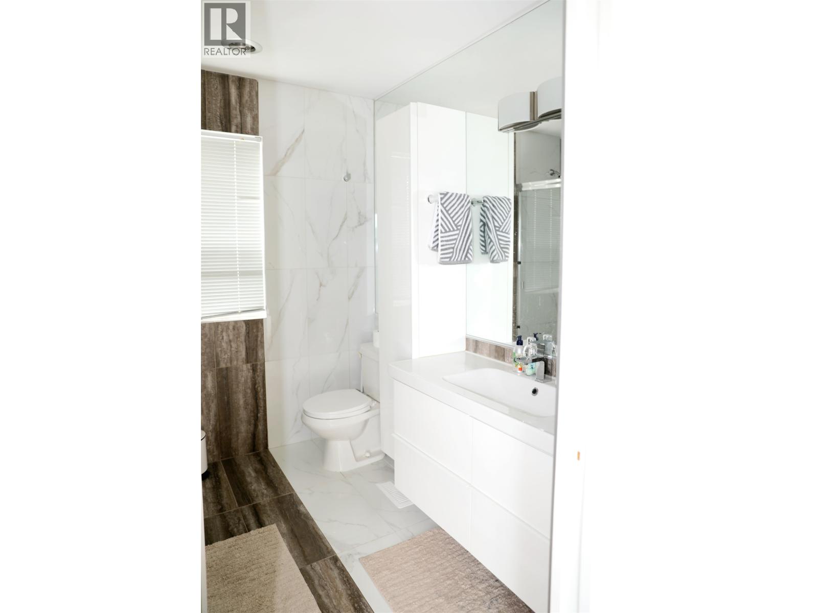18 Axford Bay, Port Moody, British Columbia  V3H 3R2 - Photo 14 - R3043622