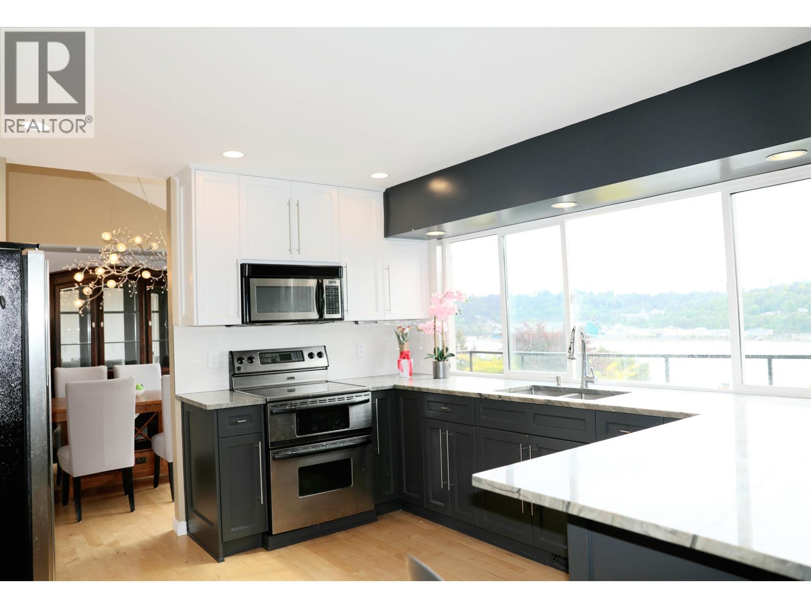 18 Axford Bay, Port Moody, British Columbia  V3H 3R2 - Photo 9 - R3043622