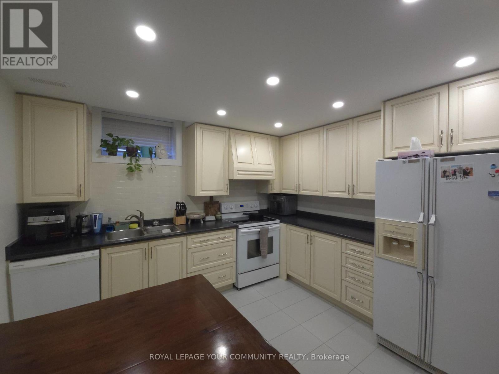 Bsmt - 171 Dolores Crescent, Vaughan, Ontario  L4H 1C9 - Photo 9 - N12381095