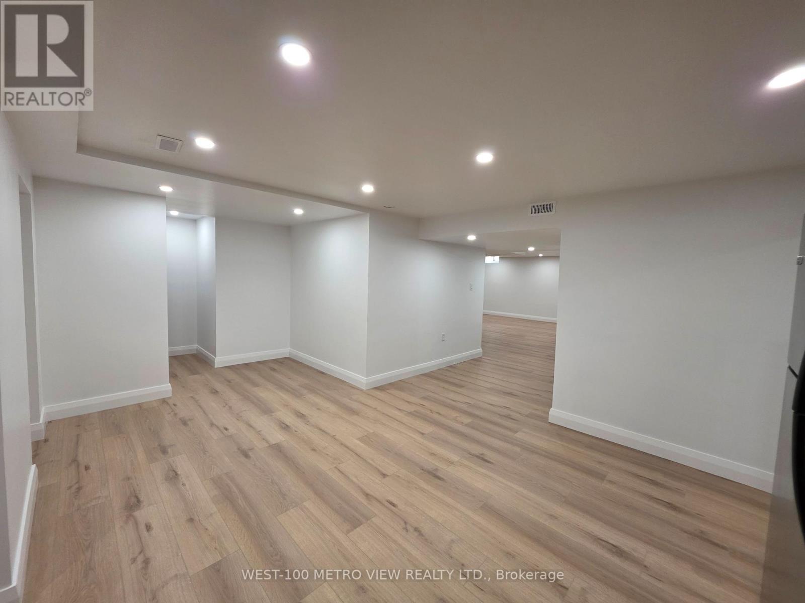 250 Sunset Ridge, Vaughan, Ontario  L4H 1Z7 - Photo 7 - N12381209