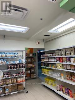 8 - 170 Esna Park Drive, Markham (Milliken Mills West), Ontario  L3R 1E3 - Photo 4 - N12381267