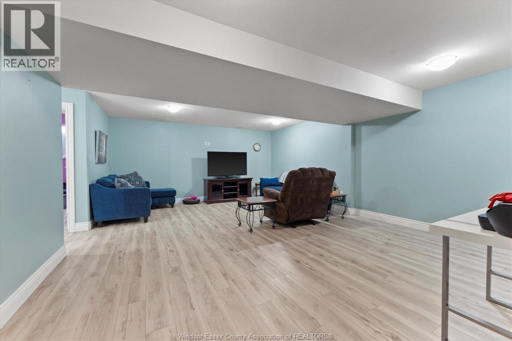 415 Caserta Crescent, Belle River, Ontario  N8L 0A5 - Photo 27 - 25022287