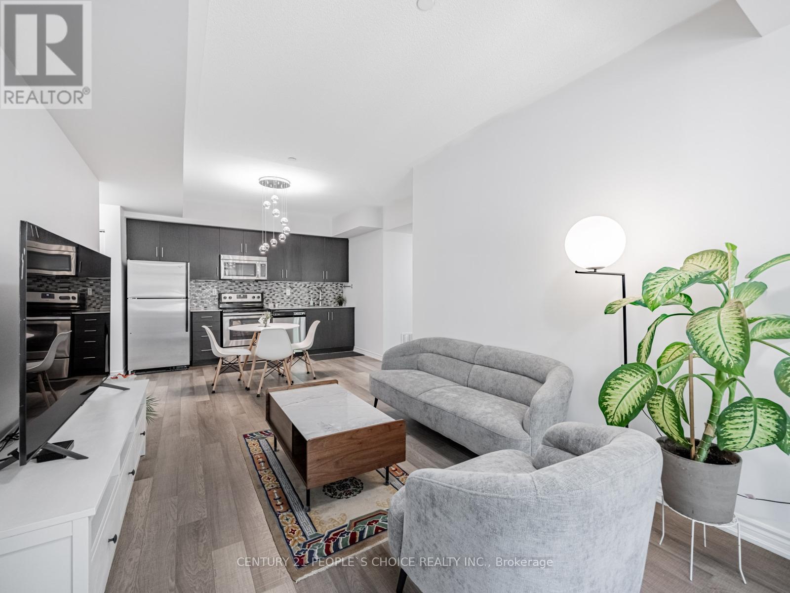 32 - 120 Twenty Fourth Street, Toronto, Ontario  M8V 0B9 - Photo 13 - W12381159
