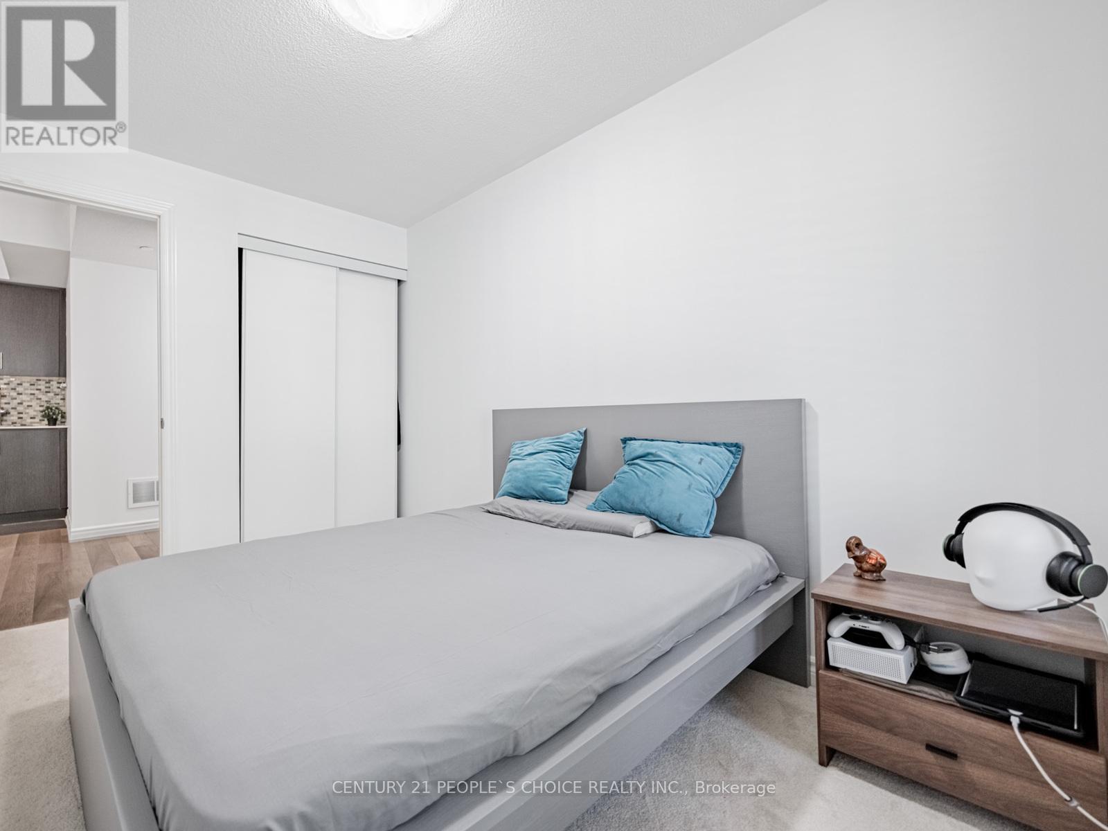 32 - 120 Twenty Fourth Street, Toronto, Ontario  M8V 0B9 - Photo 18 - W12381159