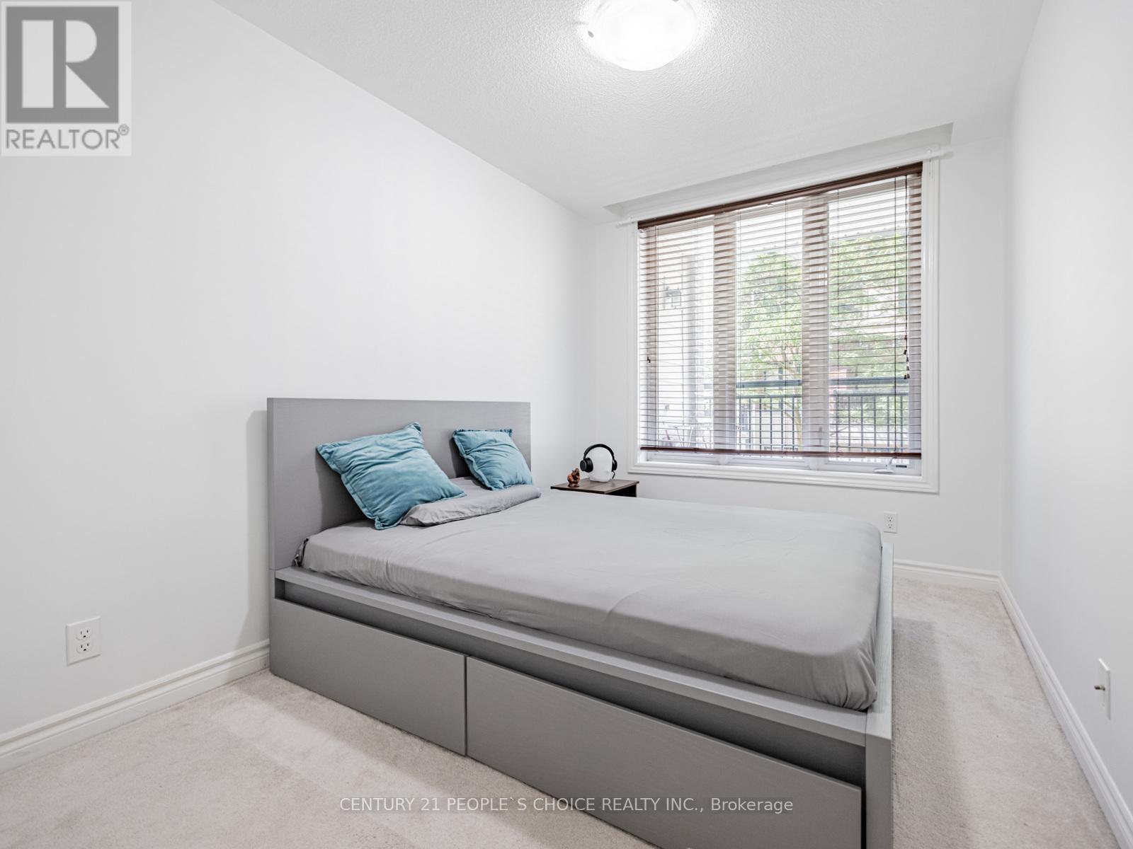 32 - 120 Twenty Fourth Street, Toronto, Ontario  M8V 0B9 - Photo 19 - W12381159