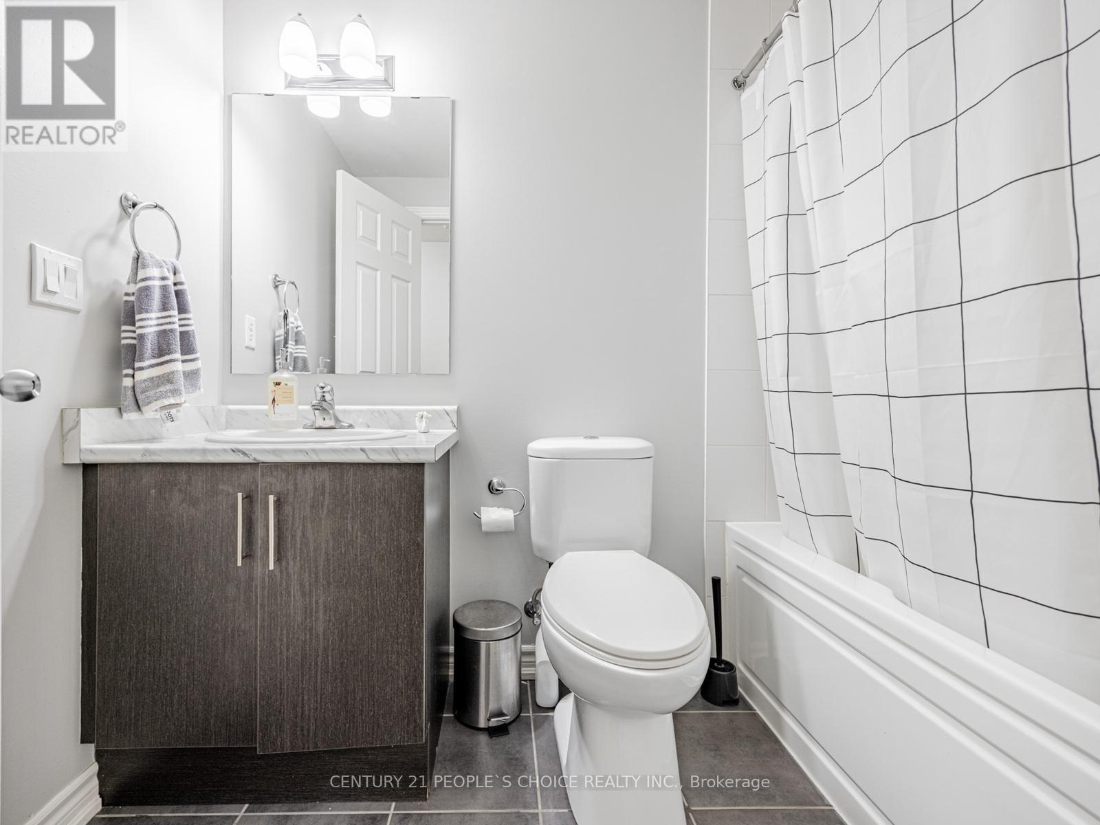 32 - 120 Twenty Fourth Street, Toronto, Ontario  M8V 0B9 - Photo 20 - W12381159