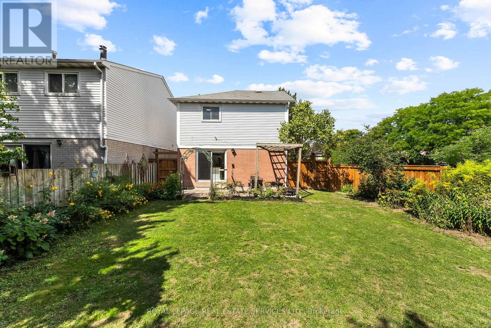2 Mangrove Road, Brampton, Ontario  L6S 3Y1 - Photo 13 - W12381165