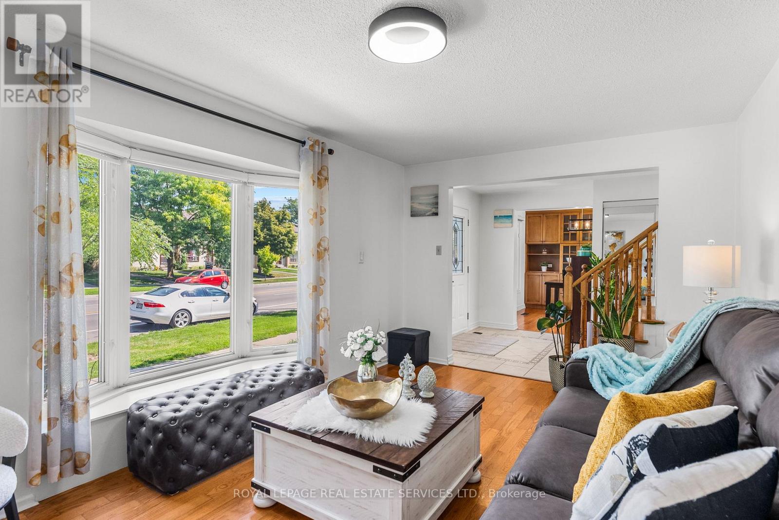 2 Mangrove Road, Brampton, Ontario  L6S 3Y1 - Photo 7 - W12381165