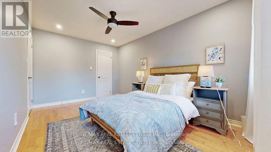 3408 Trelawny Circle, Mississauga, Ontario  L5N 6N6 - Photo 27 - W12381167