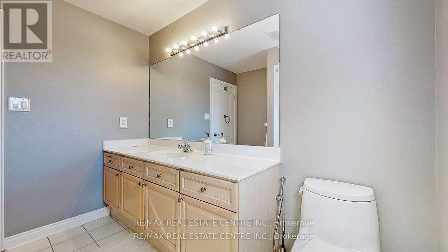 3408 Trelawny Circle, Mississauga, Ontario  L5N 6N6 - Photo 34 - W12381167