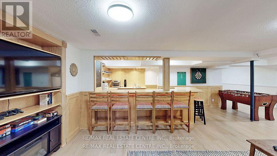 3408 Trelawny Circle, Mississauga, Ontario  L5N 6N6 - Photo 38 - W12381167